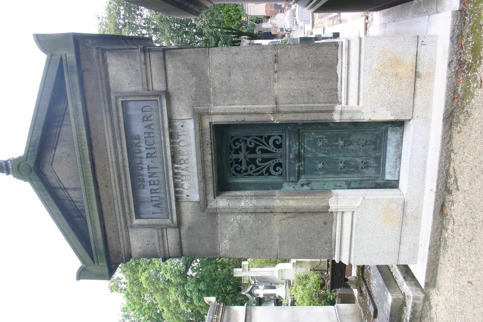 Jean-Martin Charcot's tomb, Montmartre Cemetery, Paris (2).JPG